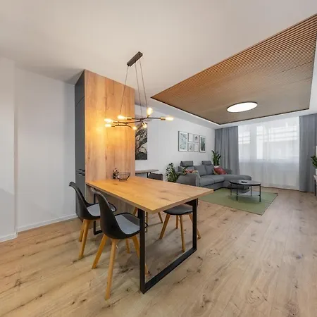 Medena Luxe - 2br Old Town & Apartment *