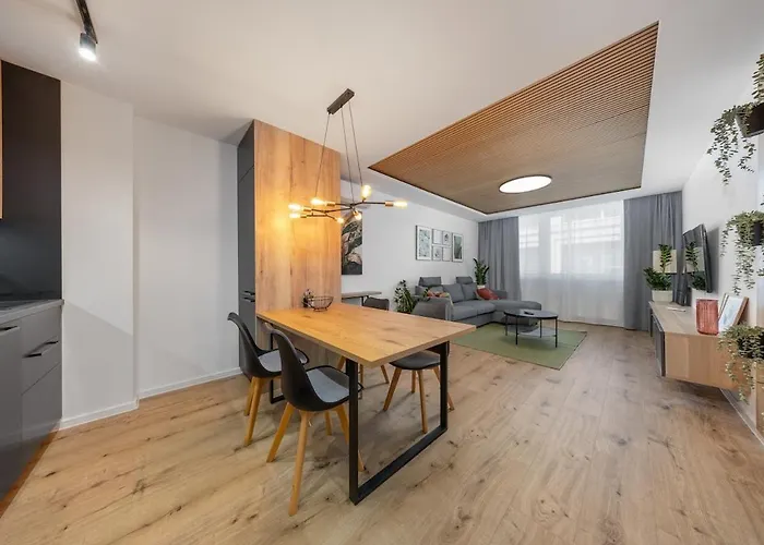 Medena Luxe - 2br Old Town & Appartement *